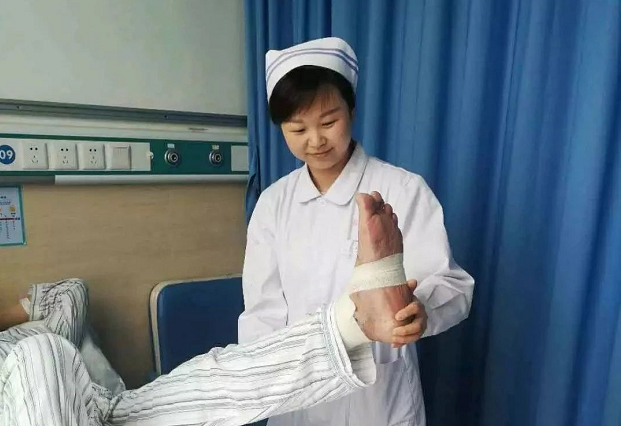 C:\Users\Administrator\Desktop\QQ截王景3.png