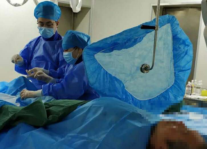 D:\2019年院各科投稿夹\六月文件夹\2019.6.3一位退休教师出完前的感谢信夹\微信图片_卒中.jpg D:\2019年院各科投稿夹\六月文件夹\2019.6.3一位退休教师出完前的感谢信夹\微信图片_卒中.jpg